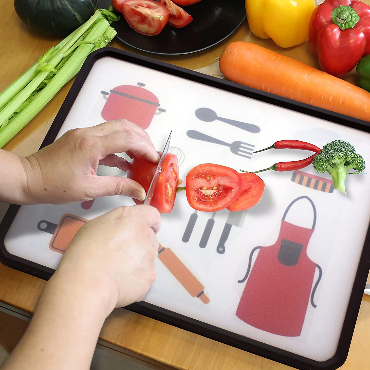 Square Plastic Chopping Boards with Non-Toxic Odorless Material & Matte  Non-Slip Surface for Chopping Vegetables Fruits Meat