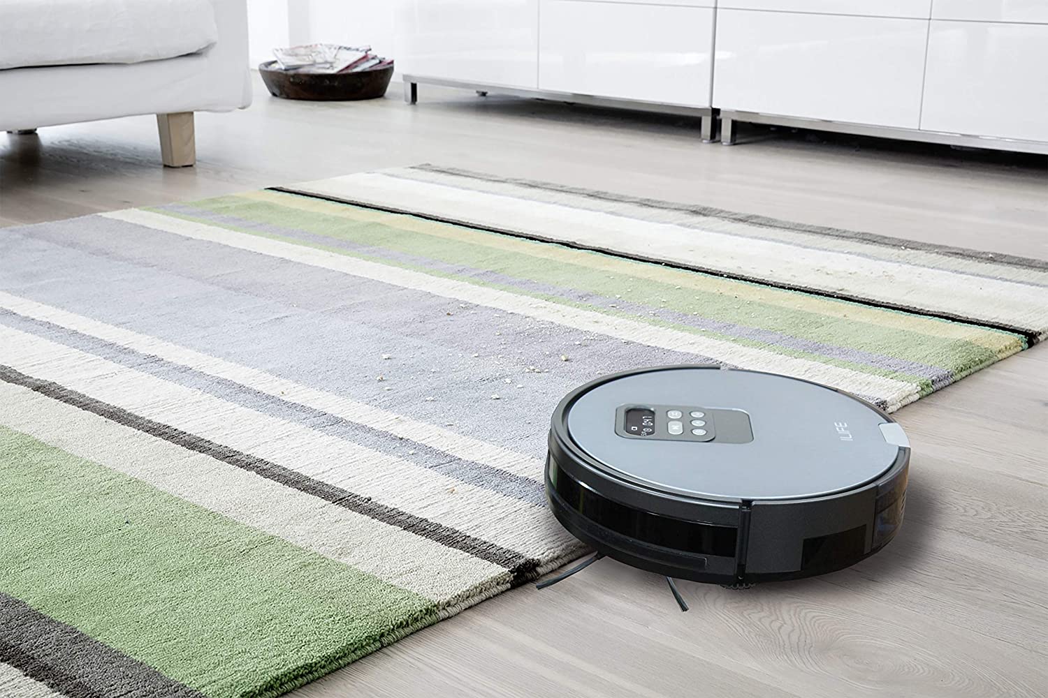 vacuum cleaner ; smart vaccum cleaner